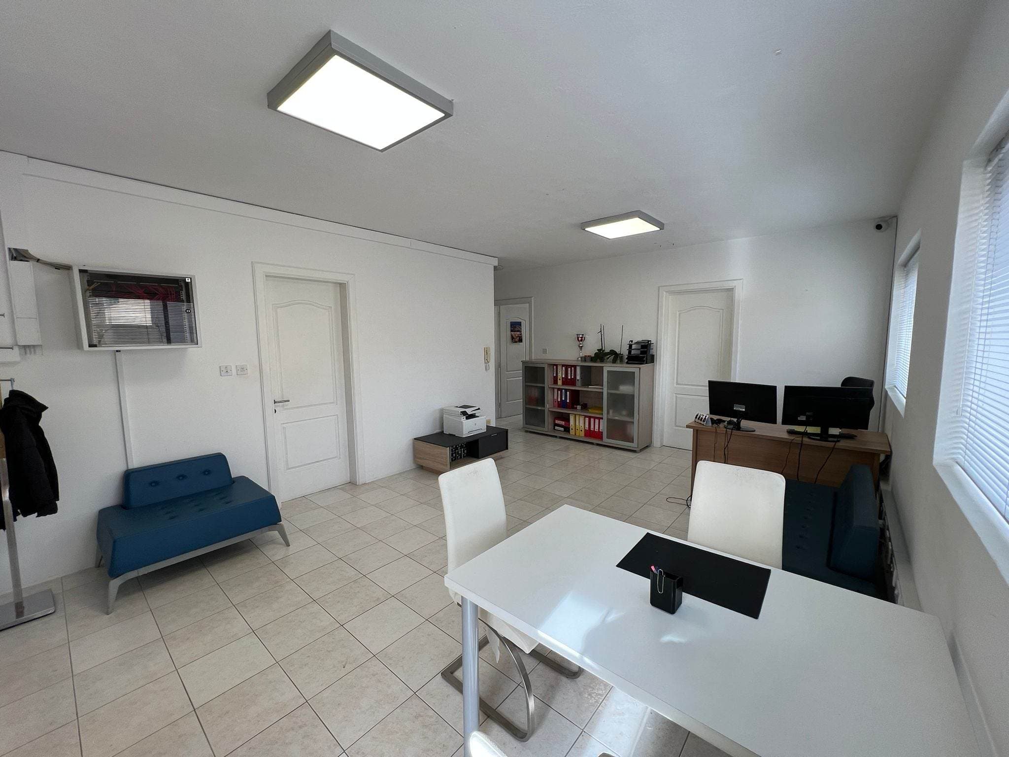 Bright Corner Ready-to-Move-Into Office in Gzira