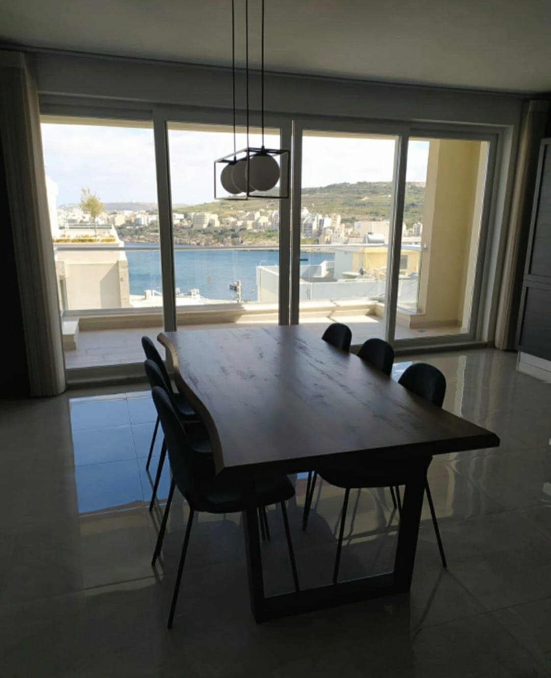 Stunning Modern 2-Bedroom Apartment with Views in Xemxija