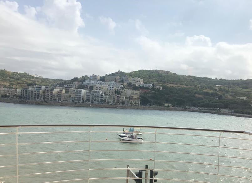 Beautiful Seafront 3-Bedroom Apartment with Stunning Sea Views in Xemxija