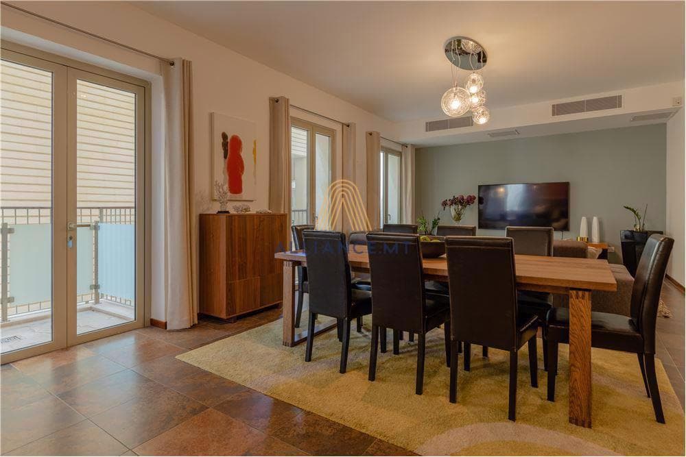 3 Bedroom Apartment (Duplex) for Rent in Sliema [LADU205352]