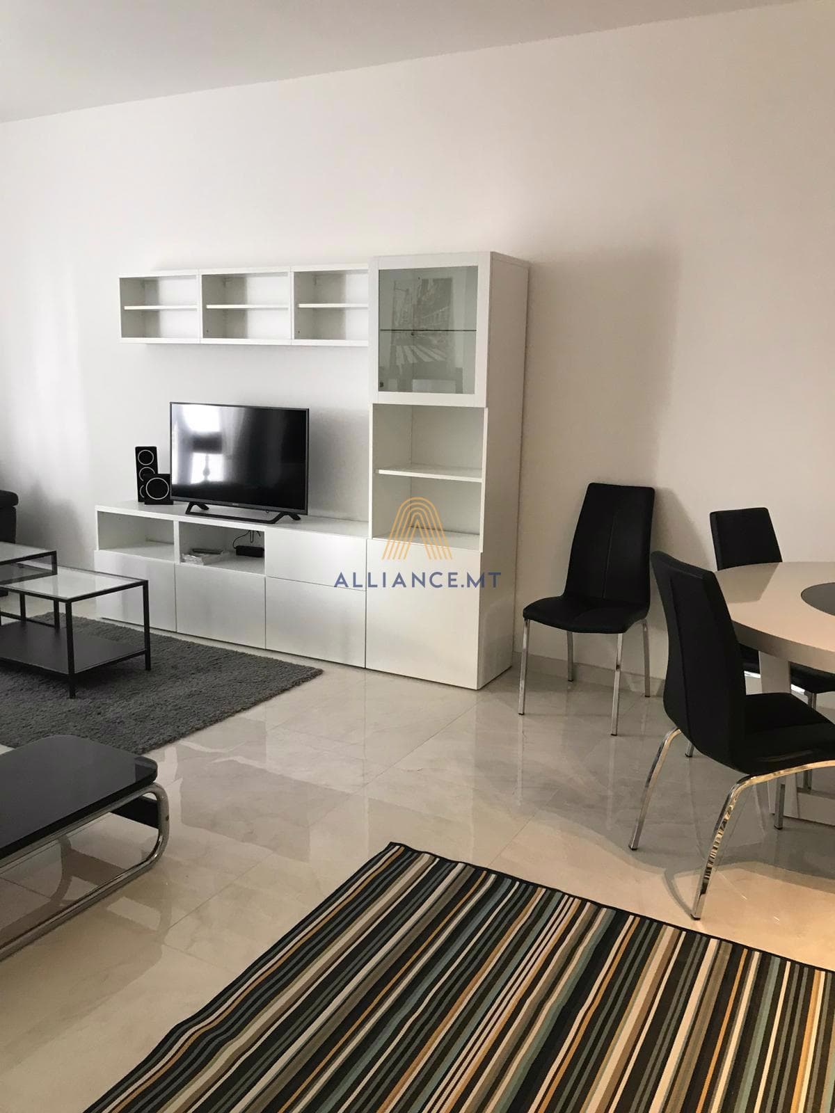 3 Bedroom Apartment for Rent in Sliema [LAPT620989]