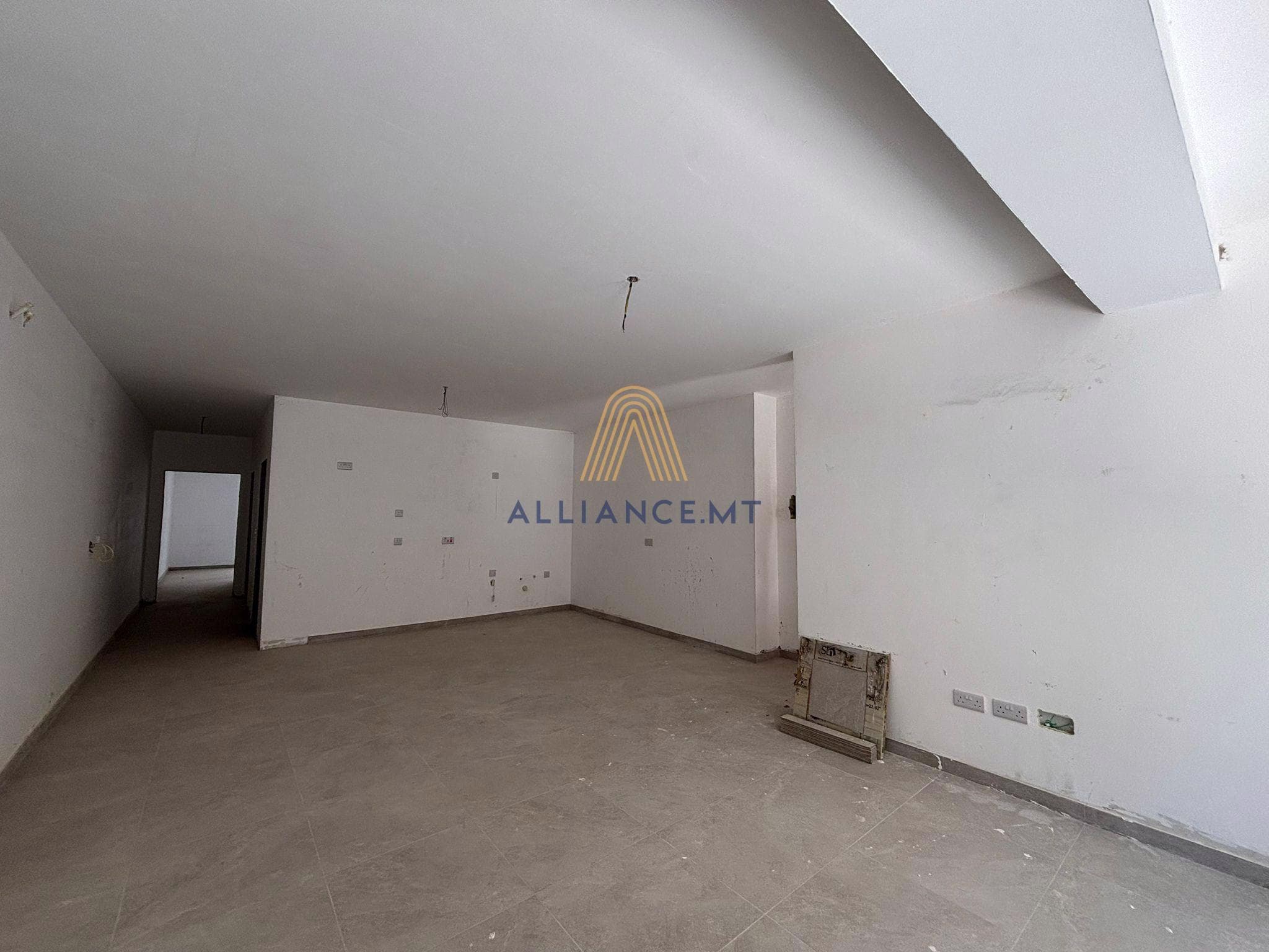 2 Bedroom Maisonette (Elevated ground floor) for Sale in Ghaxaq [SMEGF666644]