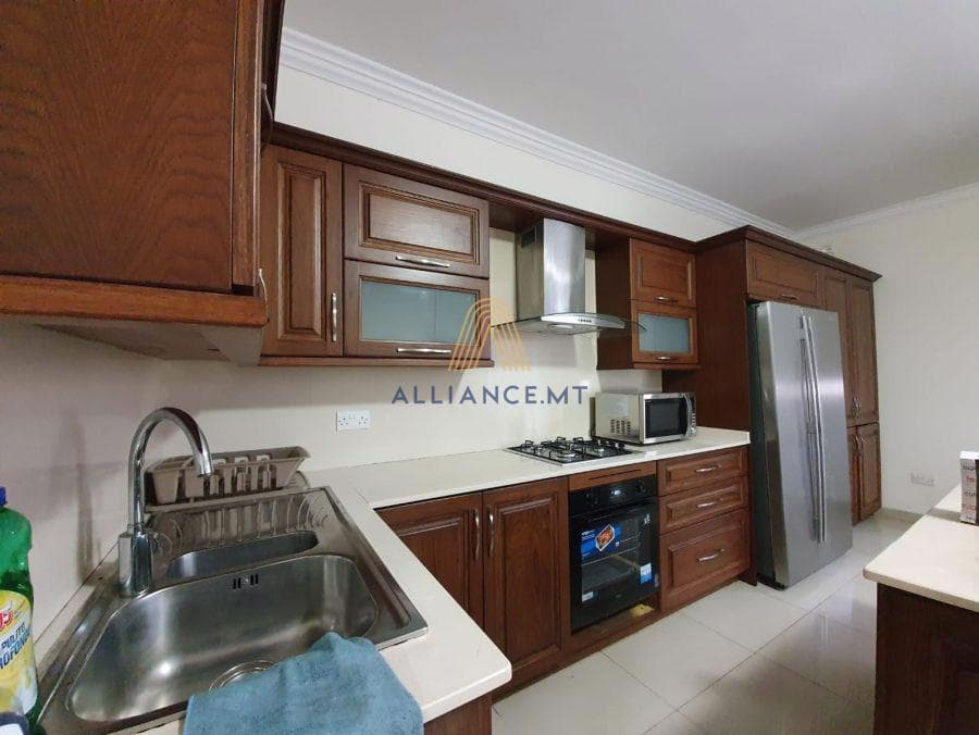 3 Bedroom Apartment for Rent in Naxxar [LAPT228610]