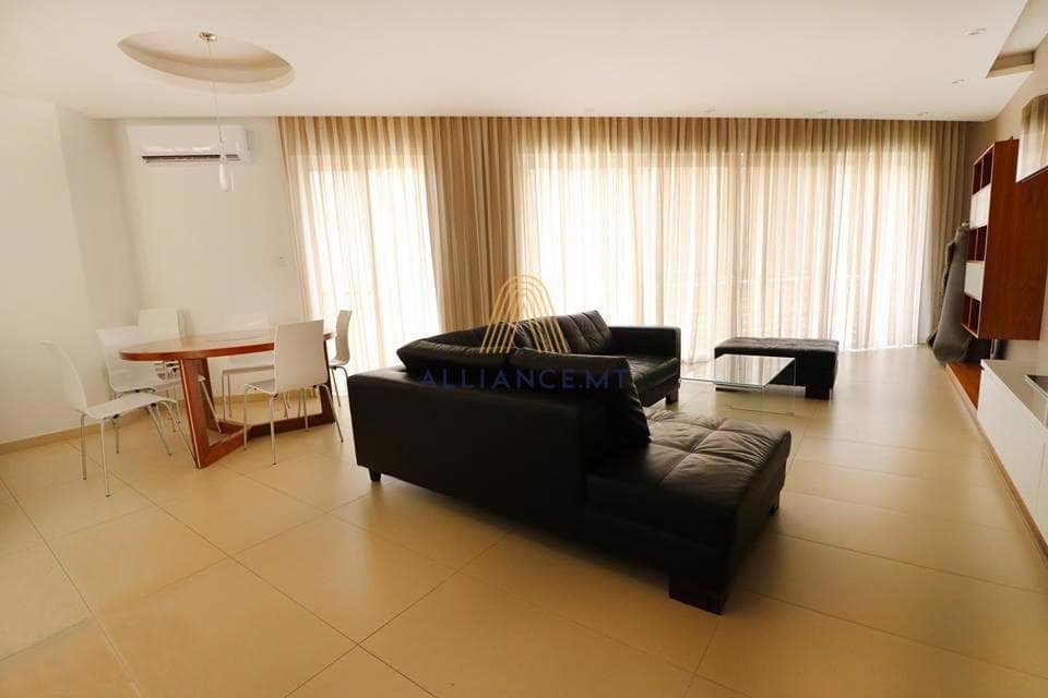 2 Bedroom Apartment for Rent in Sliema [LAPT248310]