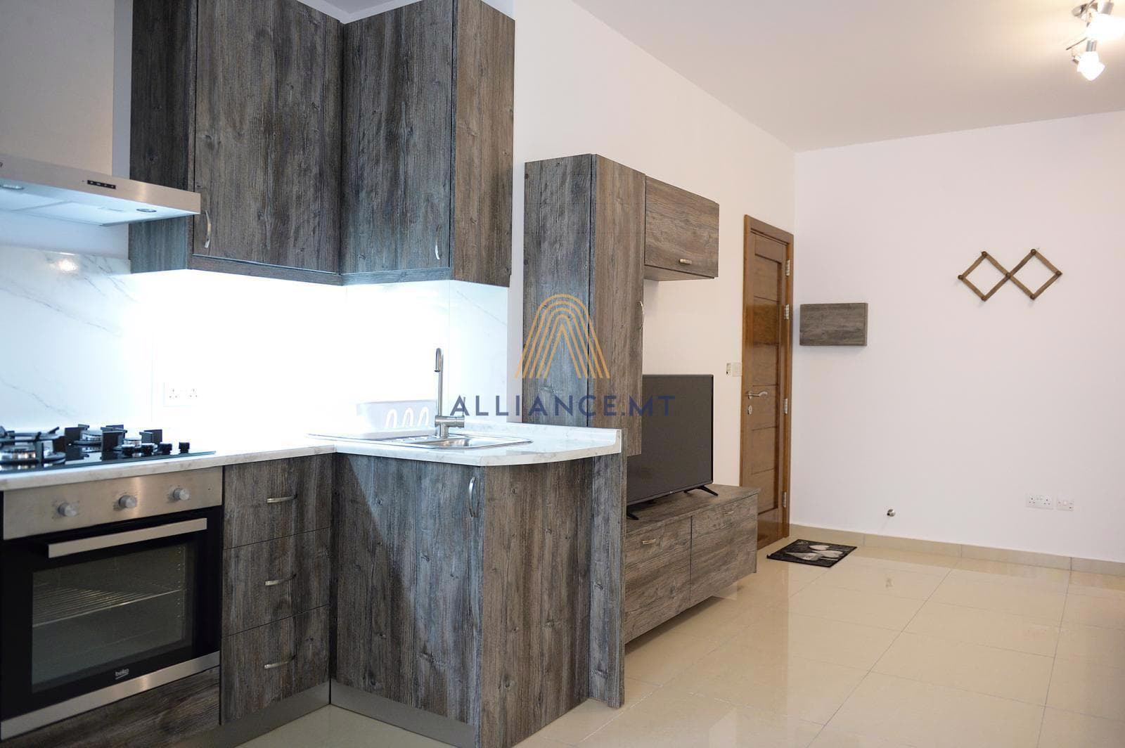 2 Bedroom Apartment for Rent in San Gwann [LAPT629699]