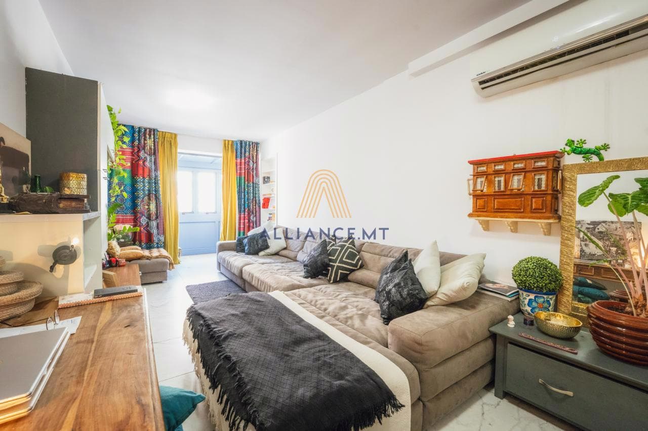 3 Bedroom Apartment for Sale in Birkirkara [SAPT656531]