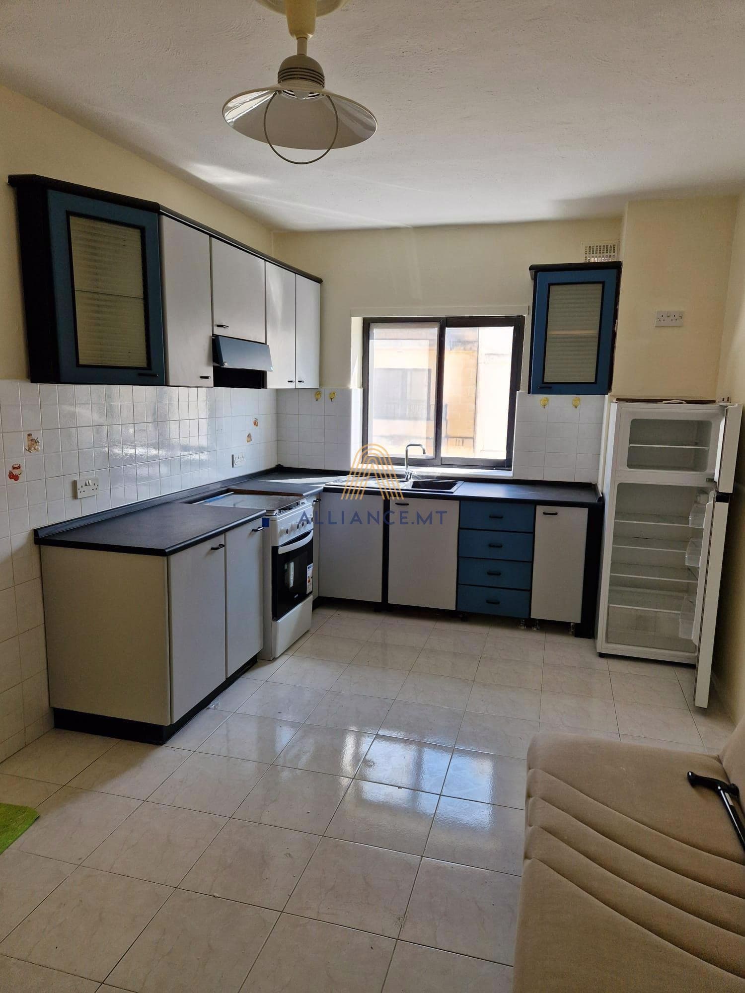 2 Bedroom Apartment for Rent in St Paul's Bay San Pawl il-Bahar [LAPT244955]