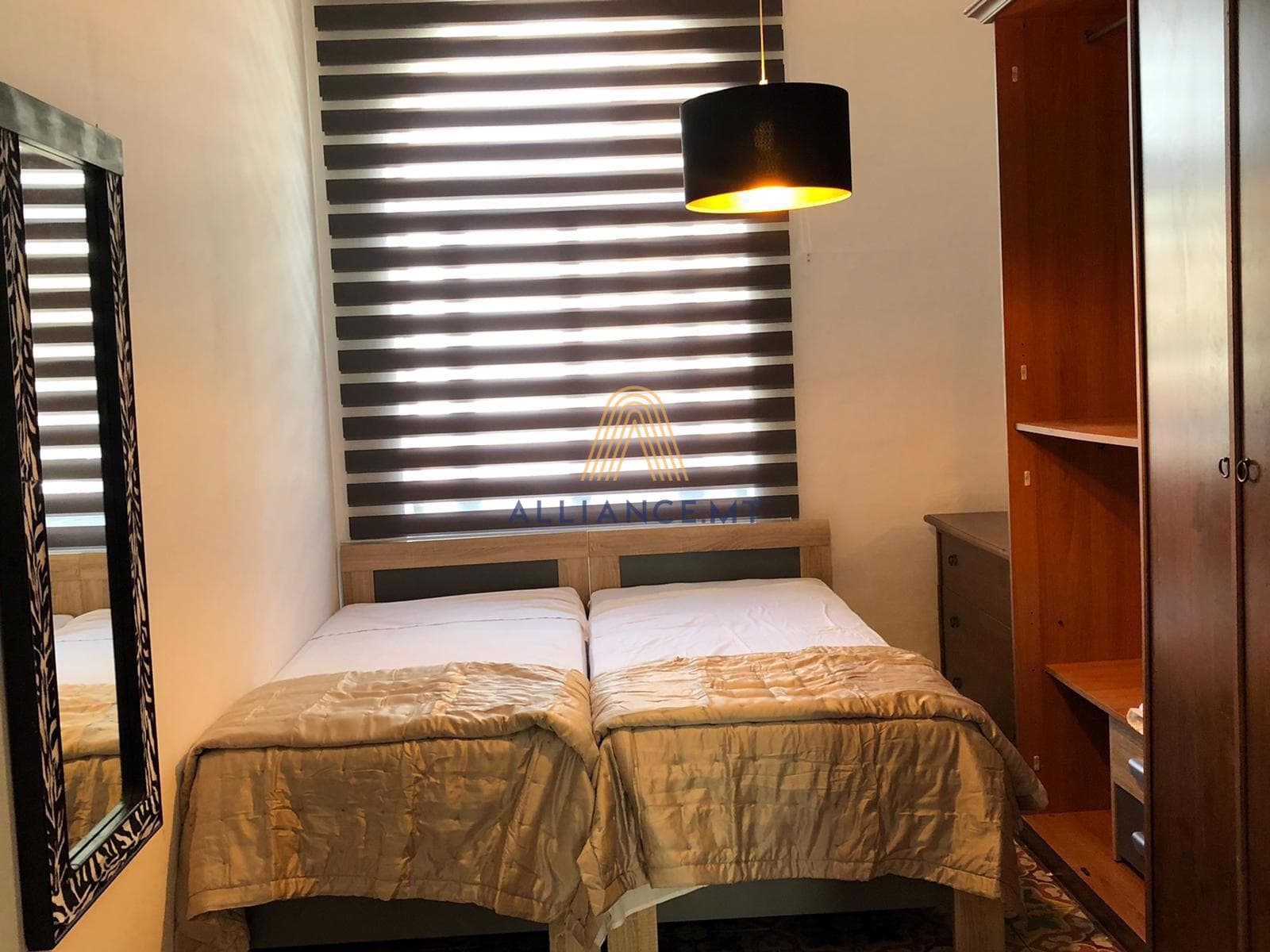 2 Bedroom Apartment for Rent in Gzira [LAPT215074]