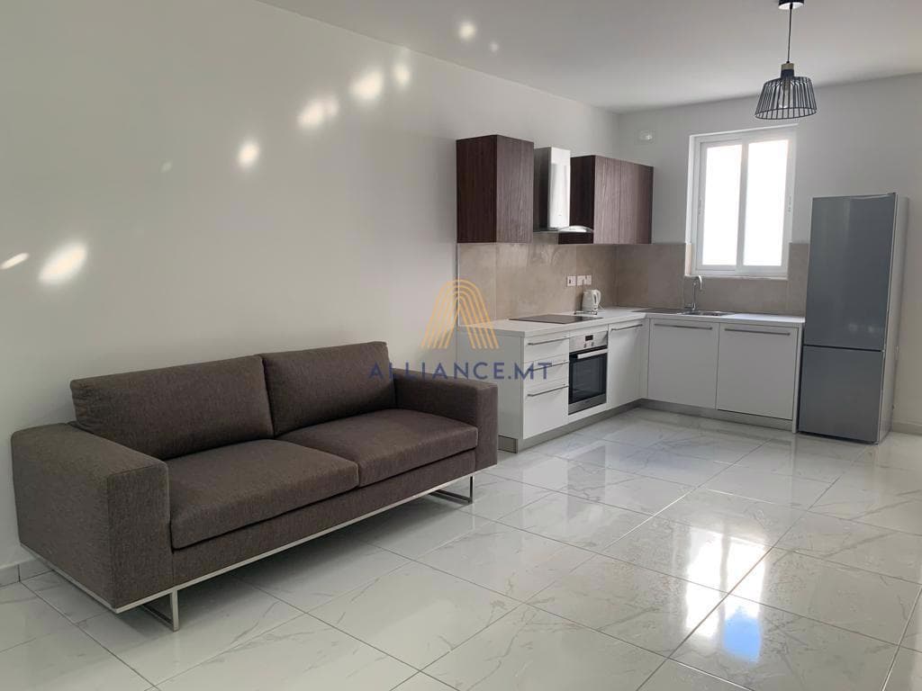 2 Bedroom Penthouse for Rent in Swieqi [LPTH609974]