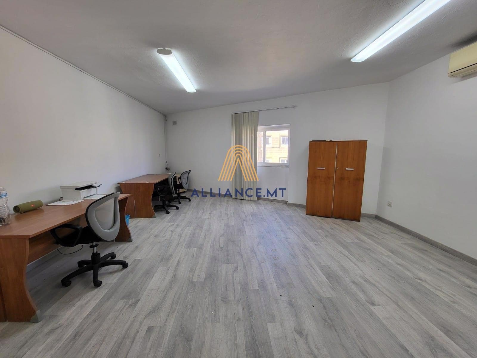 Office Space for Rent in Ta' Xbiex [LOFS111120681]