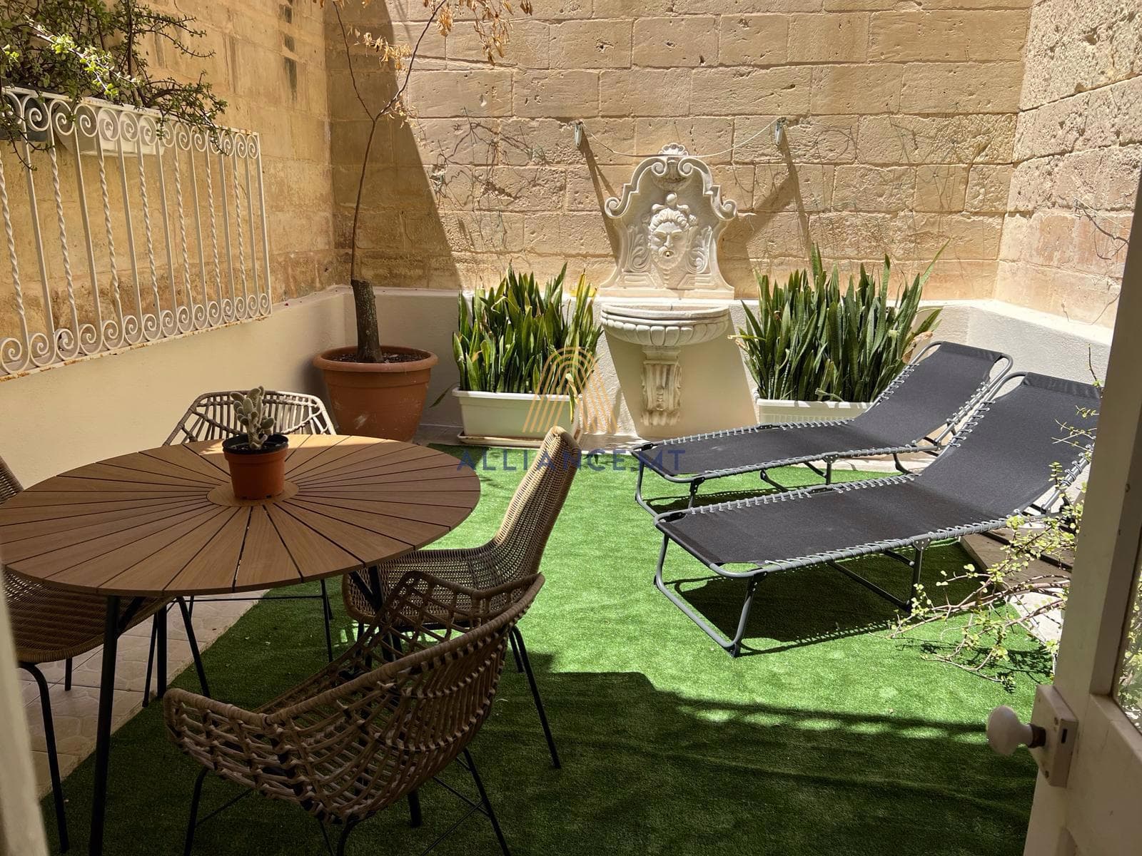 3 Bedroom Townhouse for Rent in Sliema [LTH619499]